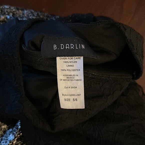 Cocktail or dress for dance. Black and gold jr size 5/6 - Picture 4 of 4